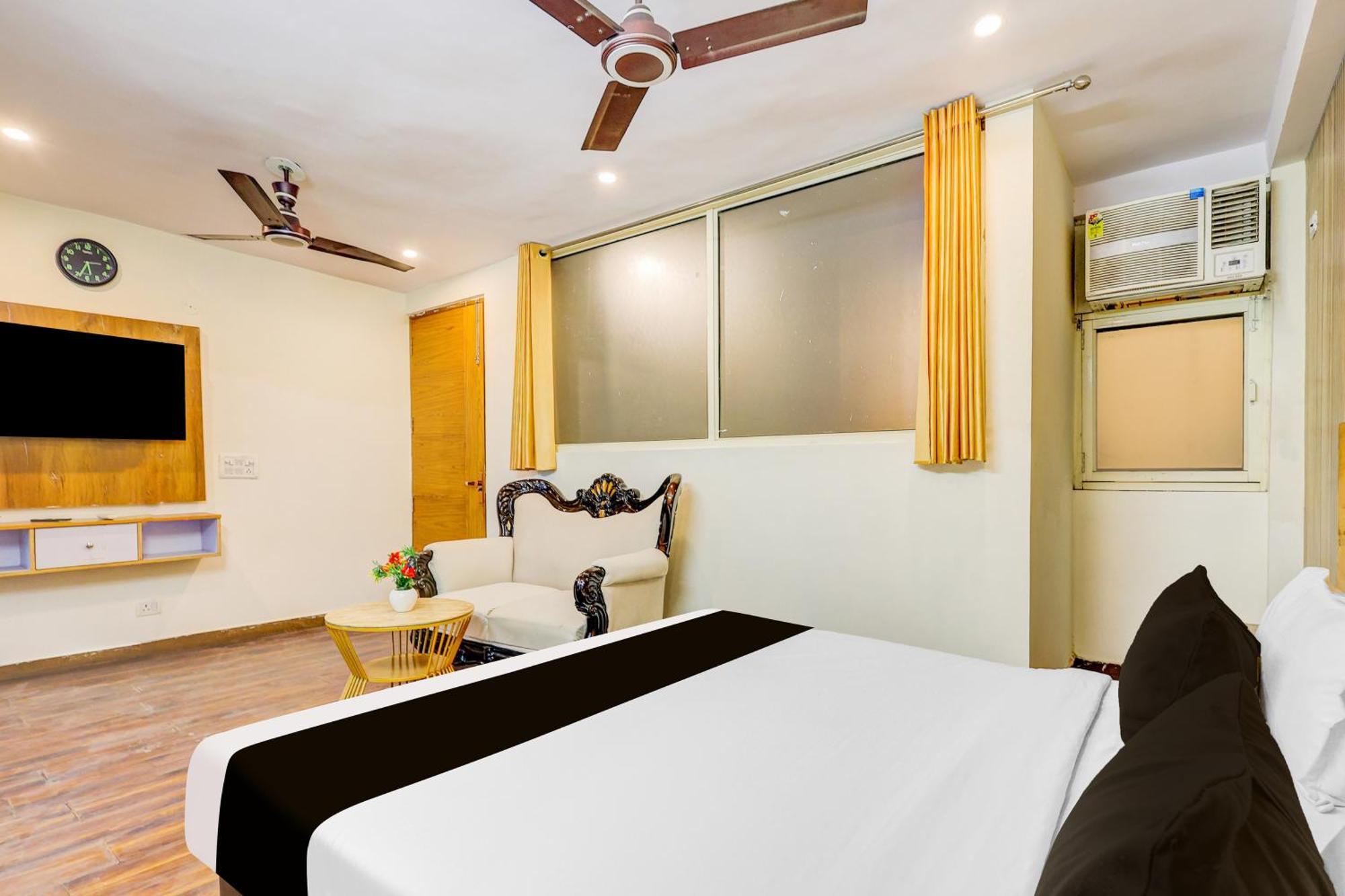 Hotel O Hari Nagar Ashram ニューデリー エクステリア 写真