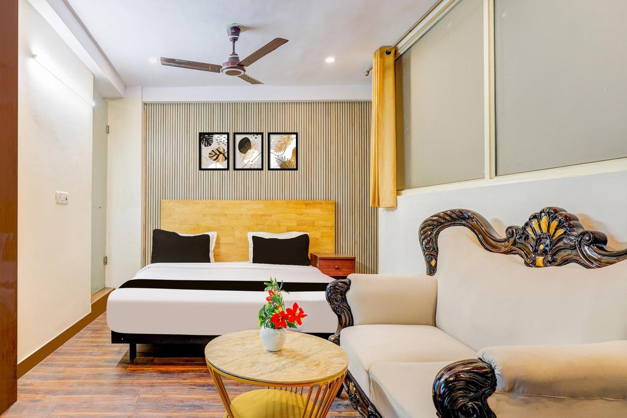 Hotel O Hari Nagar Ashram ニューデリー エクステリア 写真