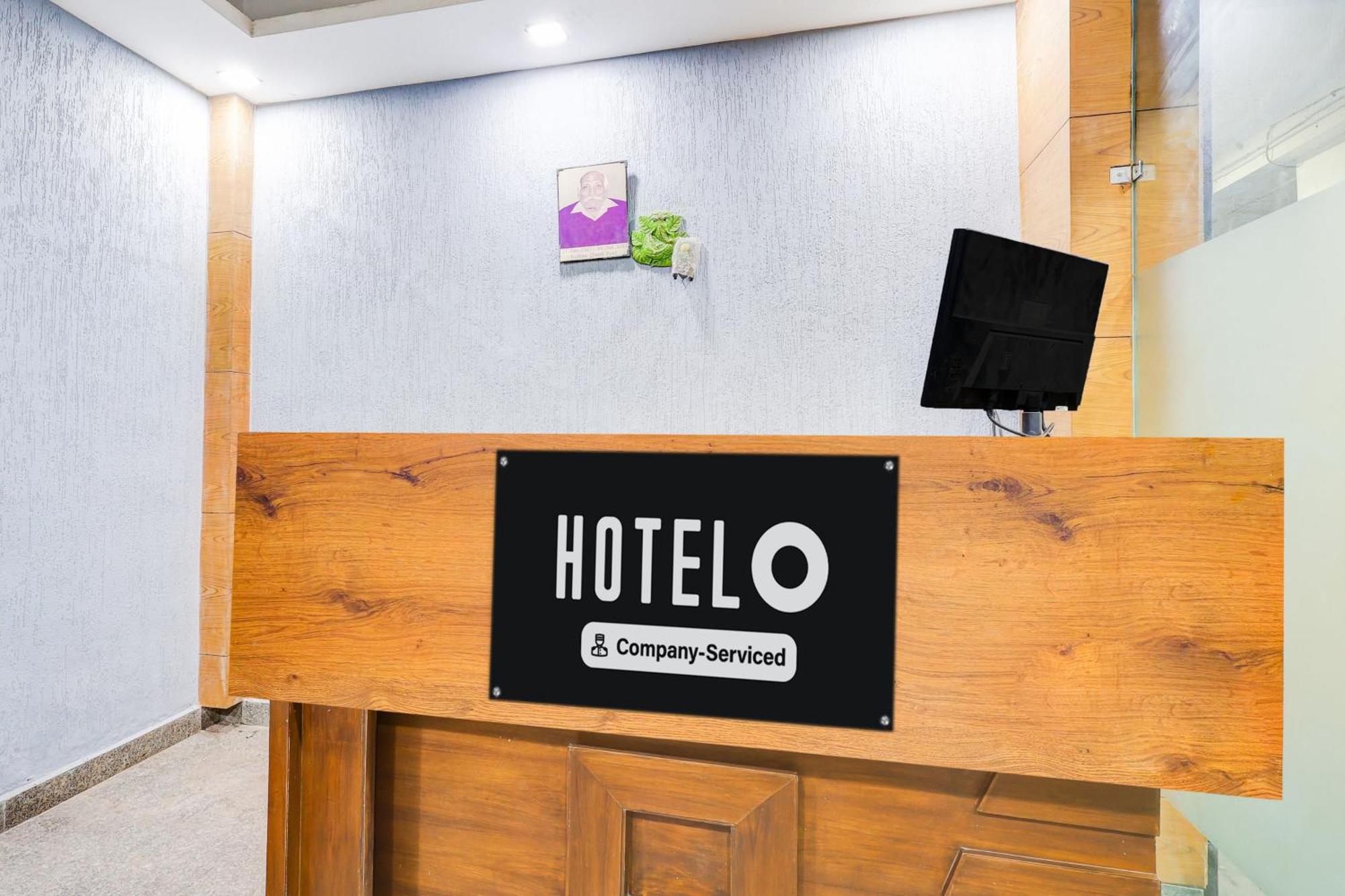 Hotel O Hari Nagar Ashram ニューデリー エクステリア 写真